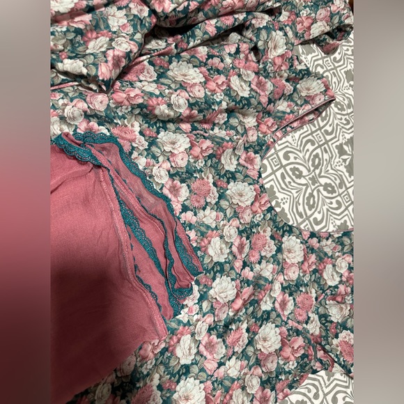 Punjabi suit - Picture 5 of 5